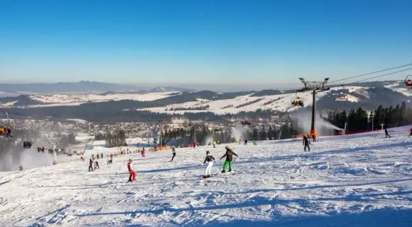 Gdzie na narty Dolny Śląsk? Odkryj najlepsze stacje i trasy narciarskie