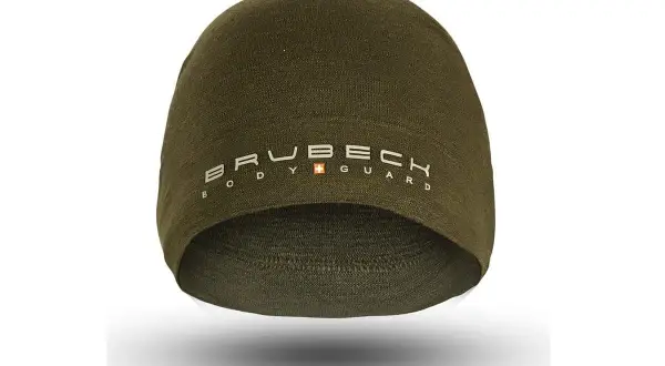 Czapka Brubeck z wełny merino w kolorze khaki, idealna na chłodne dni.