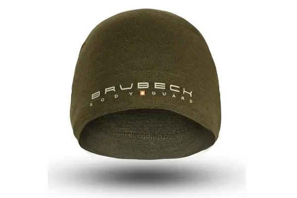 Czapka Brubeck z wełny merino w kolorze khaki, idealna na chłodne dni.